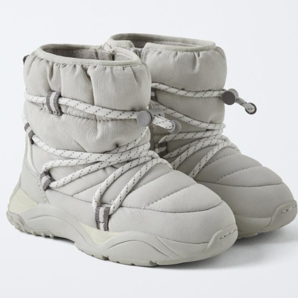 Zara Toddler Ski Collection Padded Winter Boots
⭐️ New with Tags | Size 9 Unisex